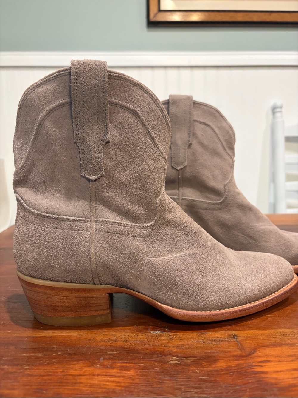 Beautiful Vintage Tecovas Suede Boots size 8